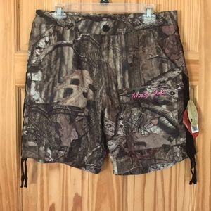 Women’s Mossy Oak Break up Shorts